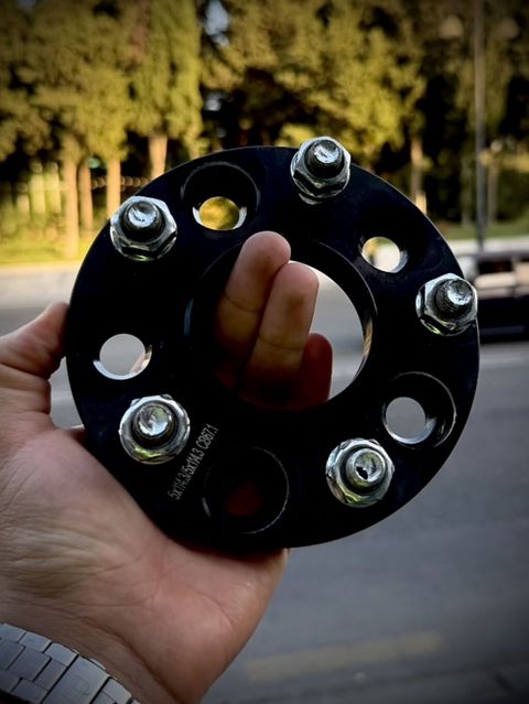 Məhsul: Təkər aralayıcı (Wheel Spacer) Texniki göstəricilər: - Bolt — Bakı