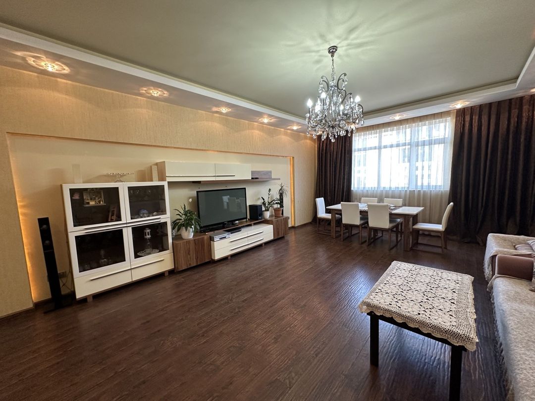 Satılır 4 otaqlı yeni tikili 178 m² — Mənzil, Bakı (3)