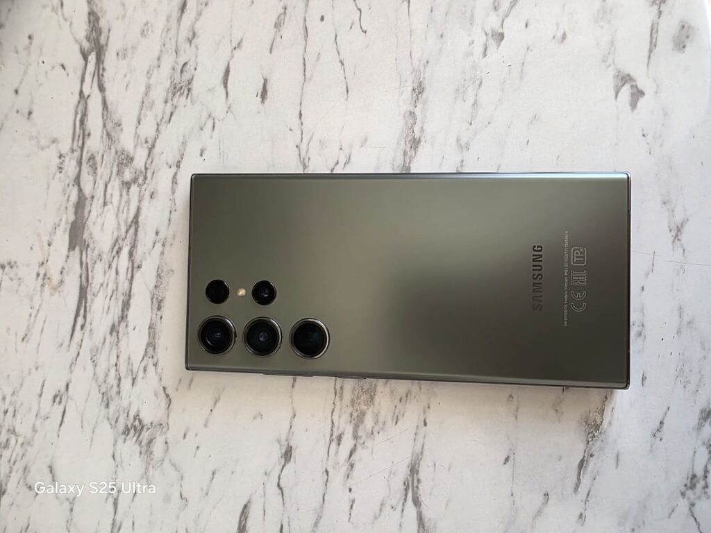 Samsung Galaxy S25 Ultra, 256 GB, rəng - Boz, Qırıq — Samsung, Xırdalan (3)