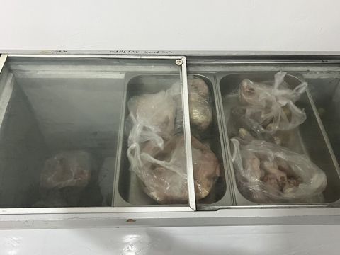 Sürgülü şüşə qapaqlı dondurucu vitrin Yaxsi veyzetdedir Ekonom — Bakı