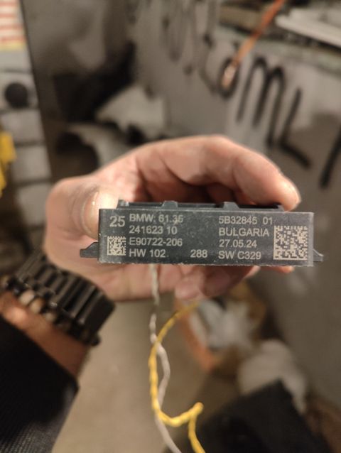 BMW G26 G22 G23 i4 üçün ayaq jesti bloku — Bakı