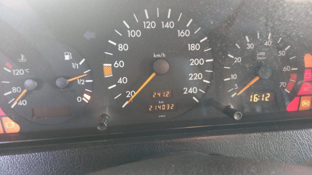 Mercedes C 180, 1.8 L, 1995 il, 214 032 km — Avtomobillər, Masallı (2)