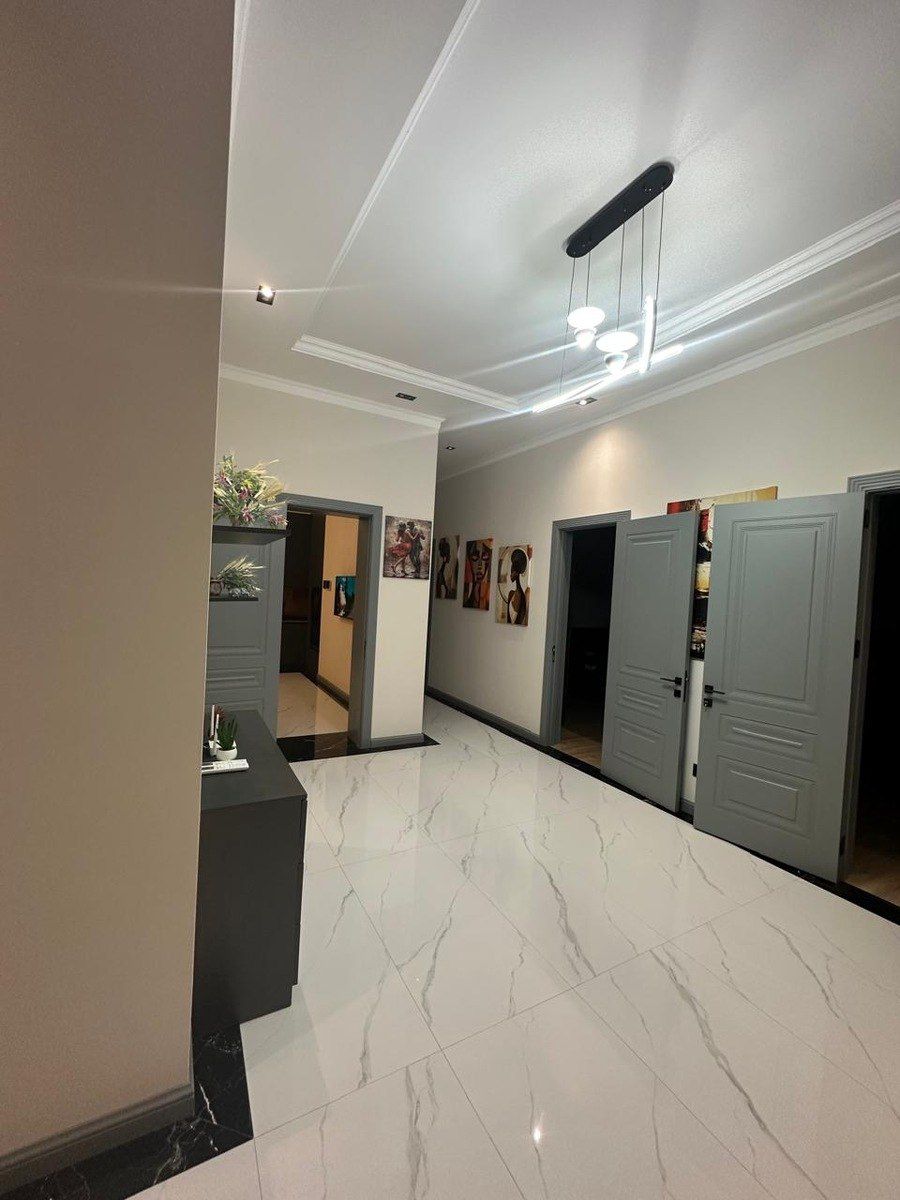 Satılır 5 otaqlı həyət evi/bağ evi 270 m² — Ev, villa, Bakı (12)