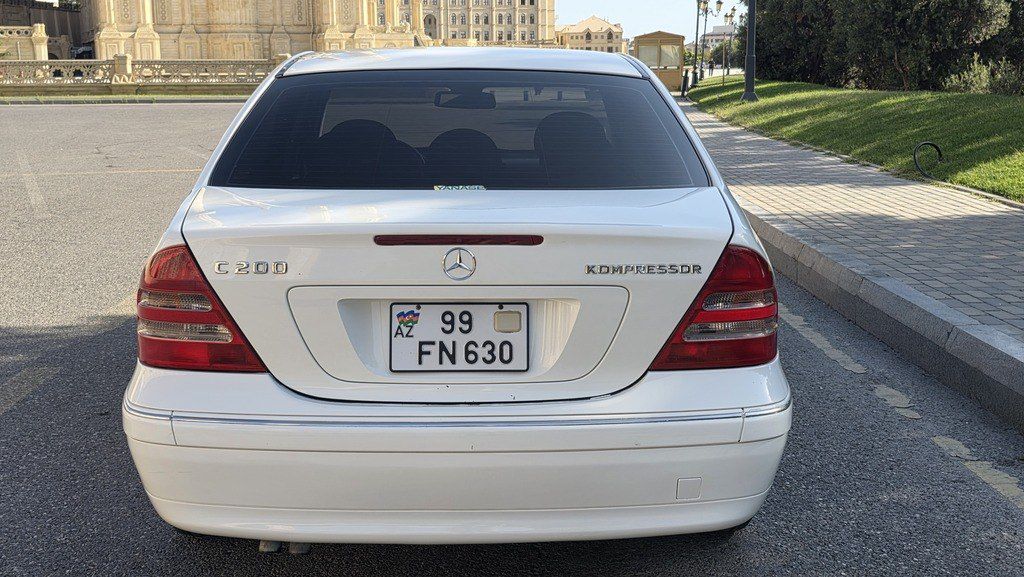 Mercedes C 200, 2.0 L, 2003 il, 186 900 km — Avtomobillər, Bakı (2)