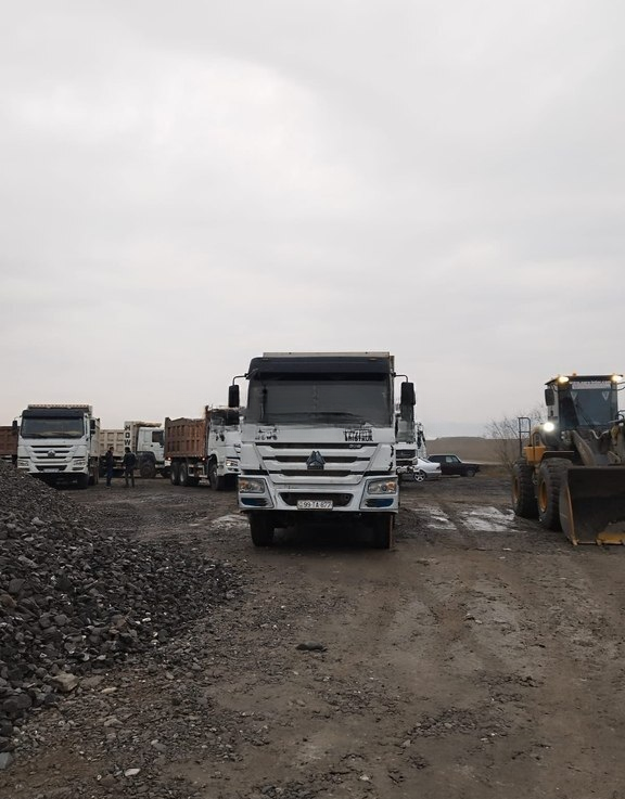 Yük maşını Howo Sinotruk 9.5L 2014 — Yük avtomobilləri və qoşqular, Ağdaş (9)