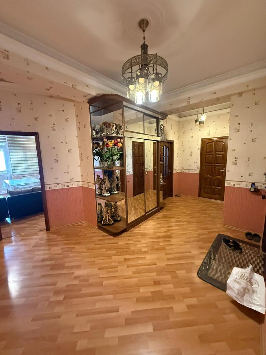 Satılır 3 otaqlı yeni tikili 130 m² — Mənzil, Bakı (11)