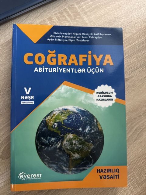 Məhsul: “Coğrafiya – Abituriyentlər üçün” hazırlıq vəsaiti (Everest — Bakı
