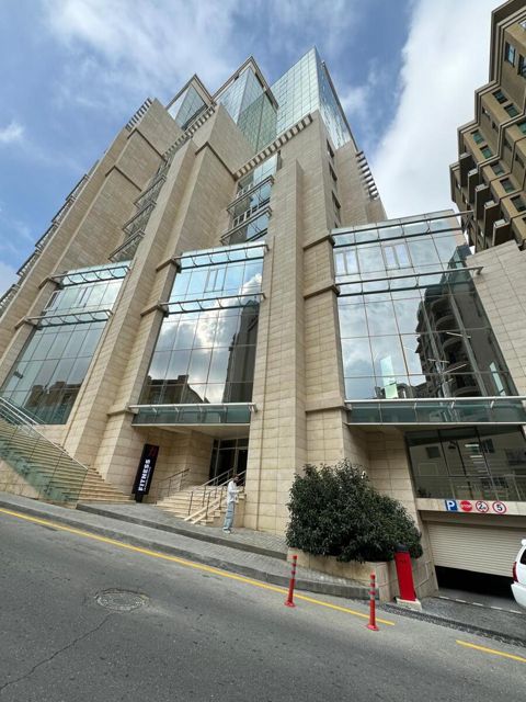 Satılır 4 otaqlı yeni tikili 231 m² — Bakı