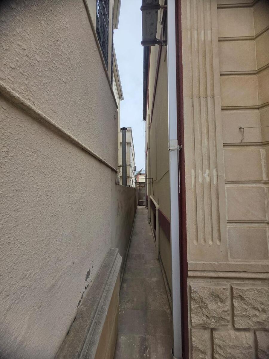 Satılır 6 otaqlı həyət evi/bağ evi 224 m² — Ev, villa, Bakı (7)