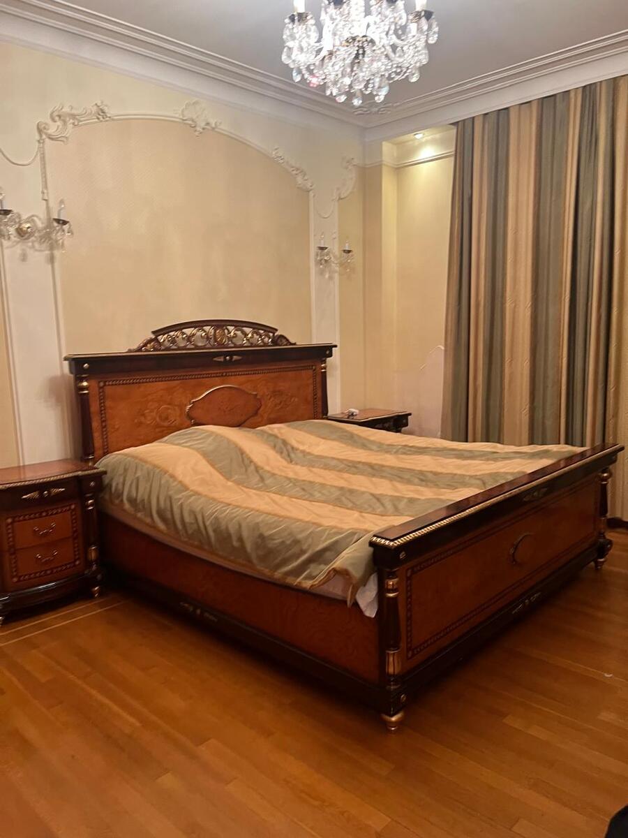 Satılır 5 otaqlı yeni tikili 247 m² — Mənzil, Bakı (5)