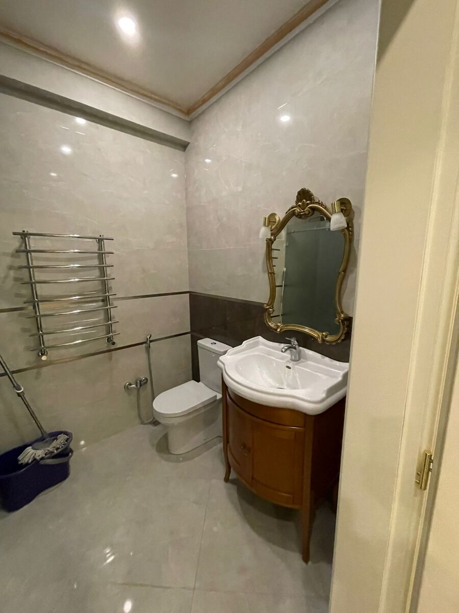 İcarəyə verilir 5 otaqlı yeni tikili 258 m² — Mənzil, Bakı (9)