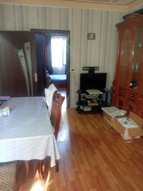 2-otaqlı mənzil, 4-cü mkr., 42 m² — Bakı