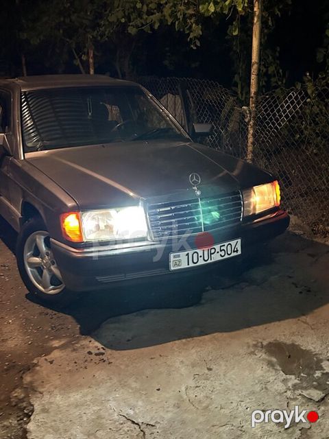Mercedes 190, 1.8 L, 1992 il, 629 000 km