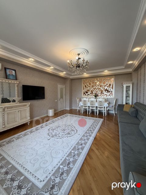 Satılır 4 otaqlı yeni tikili 127 m²