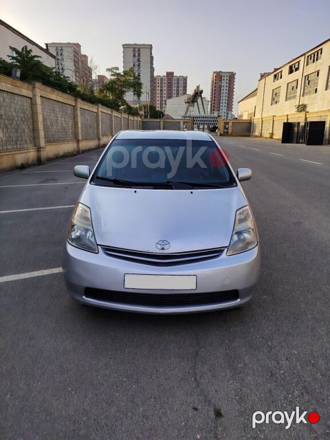 Toyota Prius, 1.5 L, 1.3 kWh, 2007 il, 280 000 km