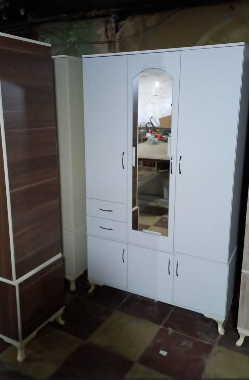 3 qapılı paltar dolabı - Material: laminat - Ölçü: 2 m 45 sm 1.20 — Şkaflar, Bakı (2)