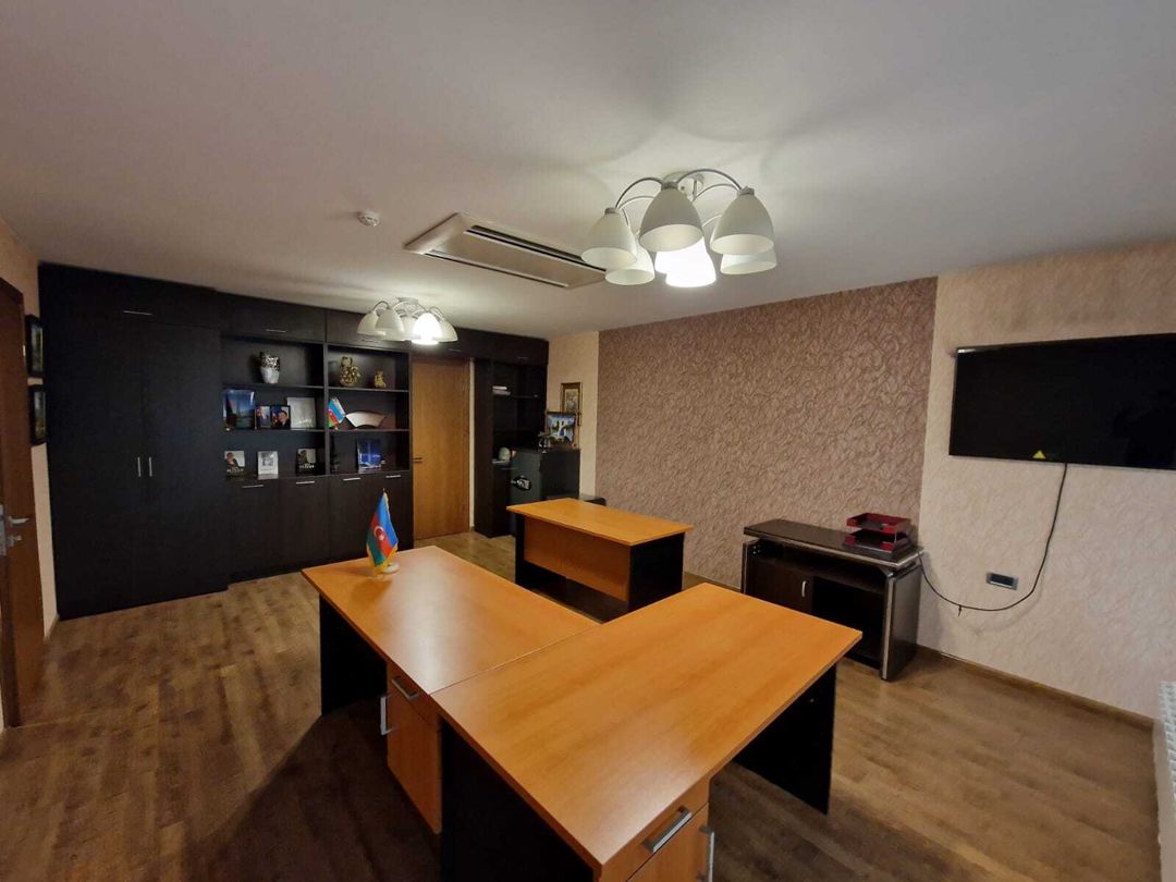 İcarəyə verilir 5 otaqlı ofis 220 m² — Ofis, Bakı (10)