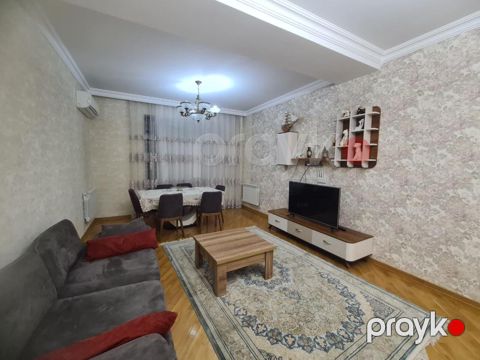 İcarəyə verilir 3 otaqlı yeni tikili 150 m²