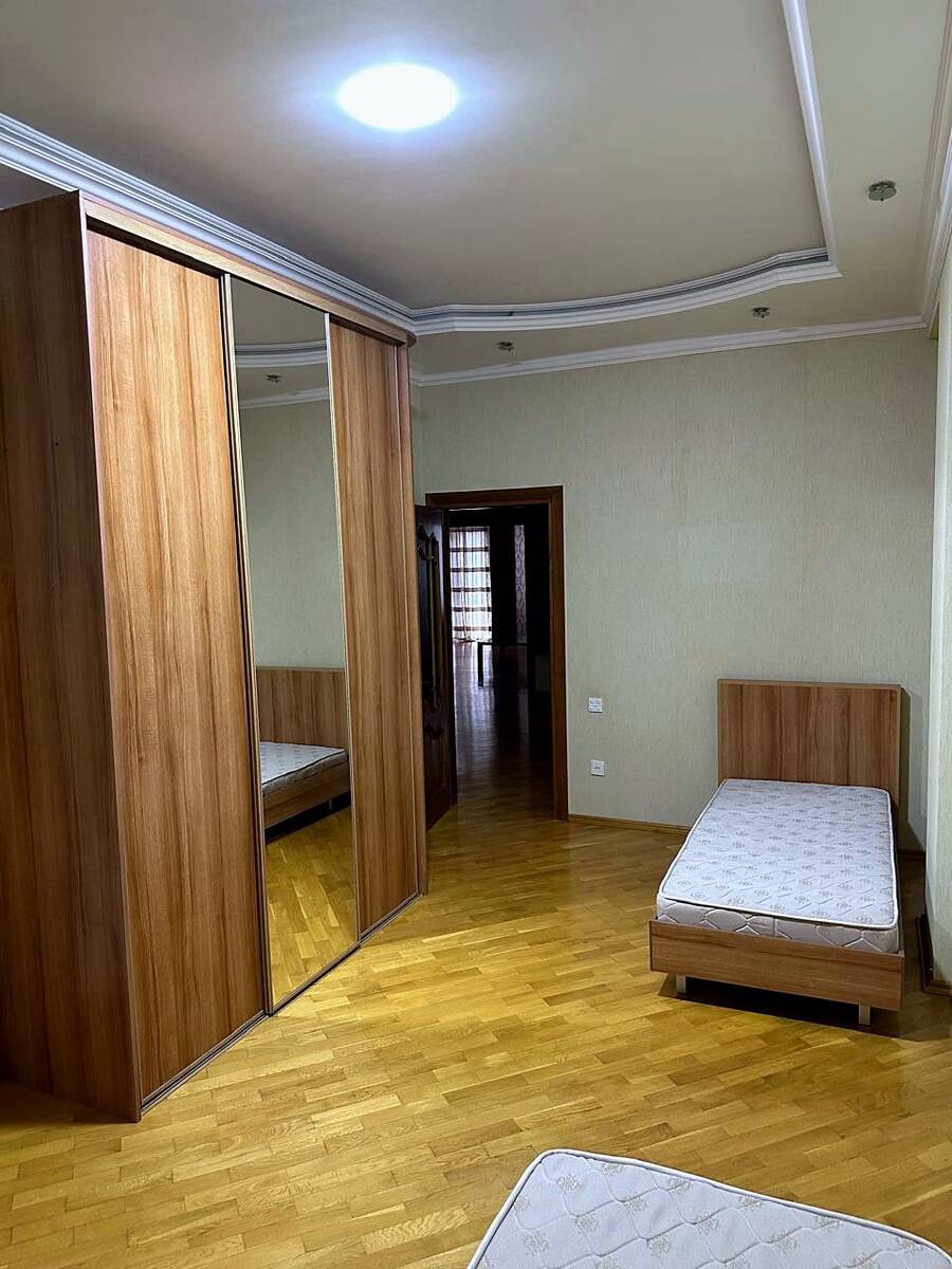 İcarəyə verilir 3 otaqlı yeni tikili 120 m² — Mənzil, Bakı (11)