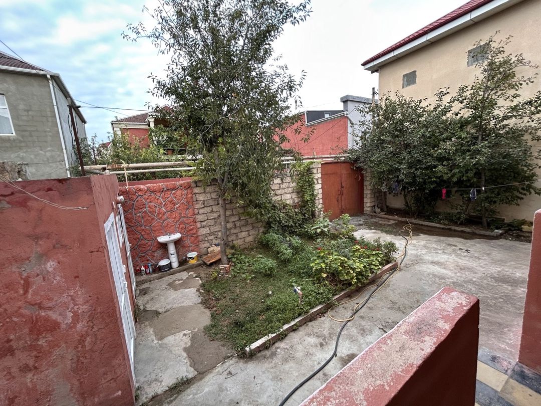 Satılır 4 otaqlı həyət evi/bağ evi 110 m² — Ev, villa, Bakı (6)