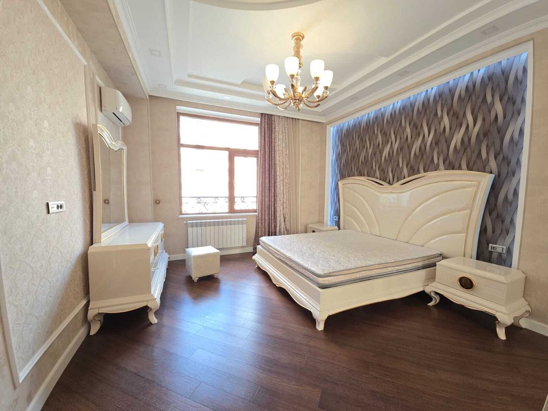 İcarəyə verilir 4 otaqlı yeni tikili 200 m² — Mənzil, Bakı (6)