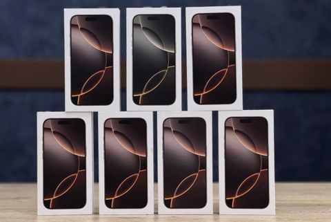 Apple iPhone 16 Pro Max Desert Titanium 256GB/8GB — Bakı