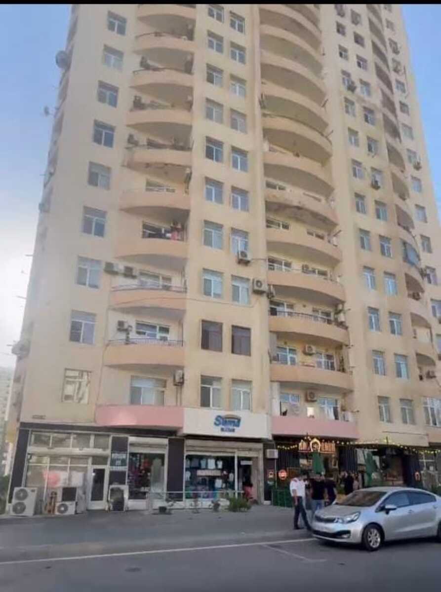 Satılır obyekt 485 m² — Əmlak, Bakı (7)