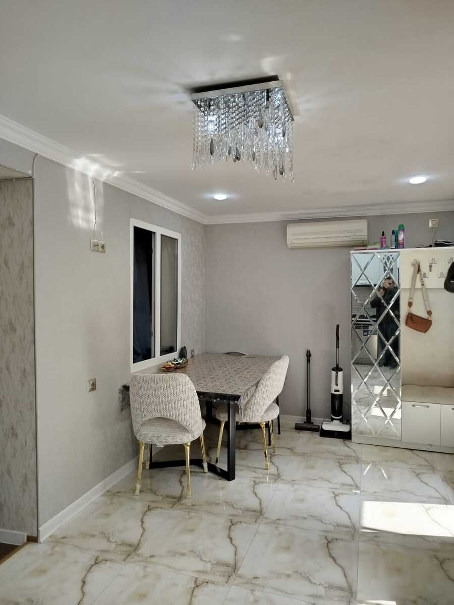 Satılır 2 otaqlı köhnə tikili 70 m² — Mənzil, Bakı