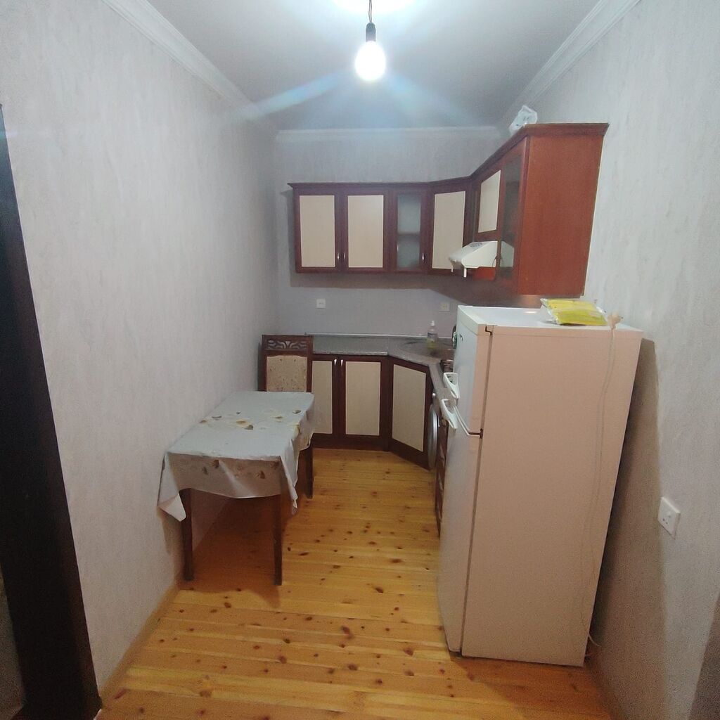 Həyət evi 2 mərtəbəlidi.Gülna Halla,5 nömrəli məktəbə, 3 nömrəli uşaq — Mənzil, Xırdalan (3)