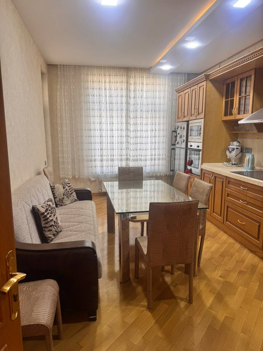 İcarəyə verilir 4 otaqlı yeni tikili 215 m² — Mənzil, Bakı (5)