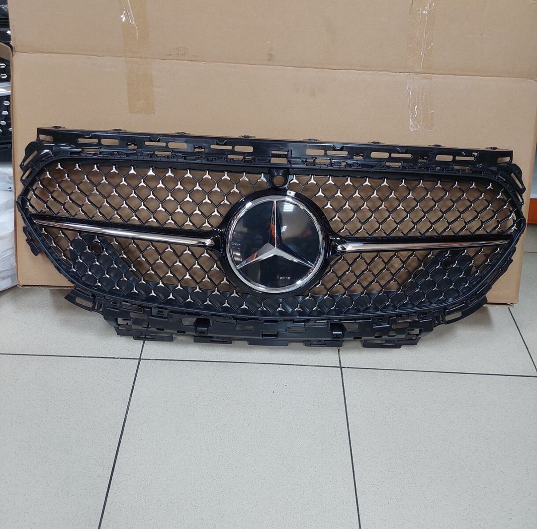 Mercedes E 214 Radiator barmaqlığı — Ehtiyat hissələri və aksesuarlar, Bakı (6)