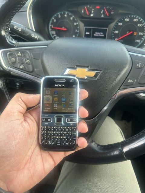 Nokia E72 qwerty klaviaturalı klassik biznes telefon - Tam qwerty — Bakı