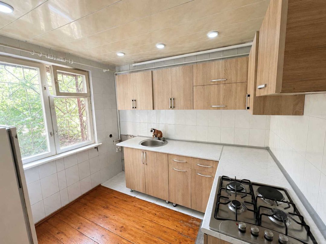 İcarəyə verilir 3 otaqlı köhnə tikili 75 m² — Mənzil, Bakı (6)