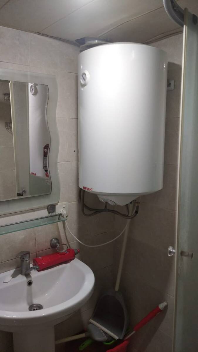 İcarəyə verilir 1 otaqlı köhnə tikili 40 m² — Mənzil, Bakı (7)