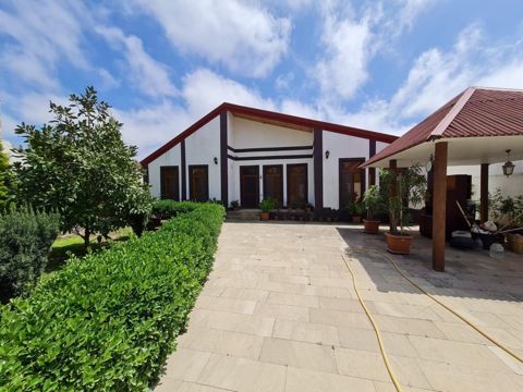 Satılır 4 otaqlı həyət evi/bağ evi 160 m² — Bakı