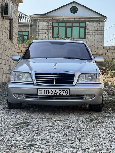Mercedes C 200, 2.0 L, 1995 il, 465 000 km — Bakı