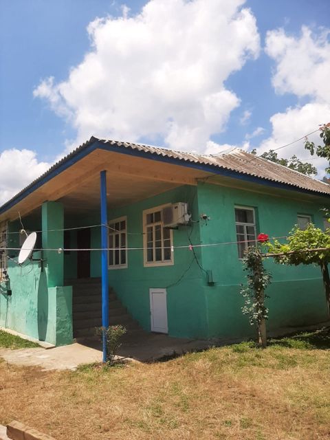 Bağ evi kirayə verilir, Lerik r — Lerik
