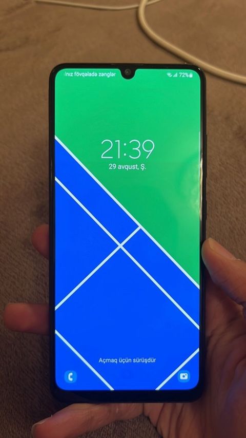Samsung rəng - Qara, İki sim kartlı — Bakı