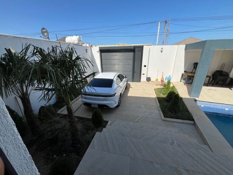 İcarəyə verilir 6 otaqlı həyət evi/bağ evi 98 m² — Bakı