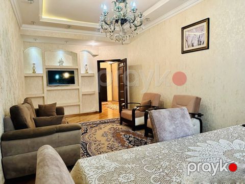 İcarəyə verilir 3 otaqlı yeni tikili 115 m²