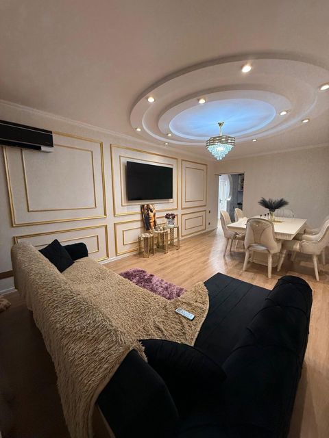 Satılır 4 otaqlı yeni tikili 110 m² — Bakı