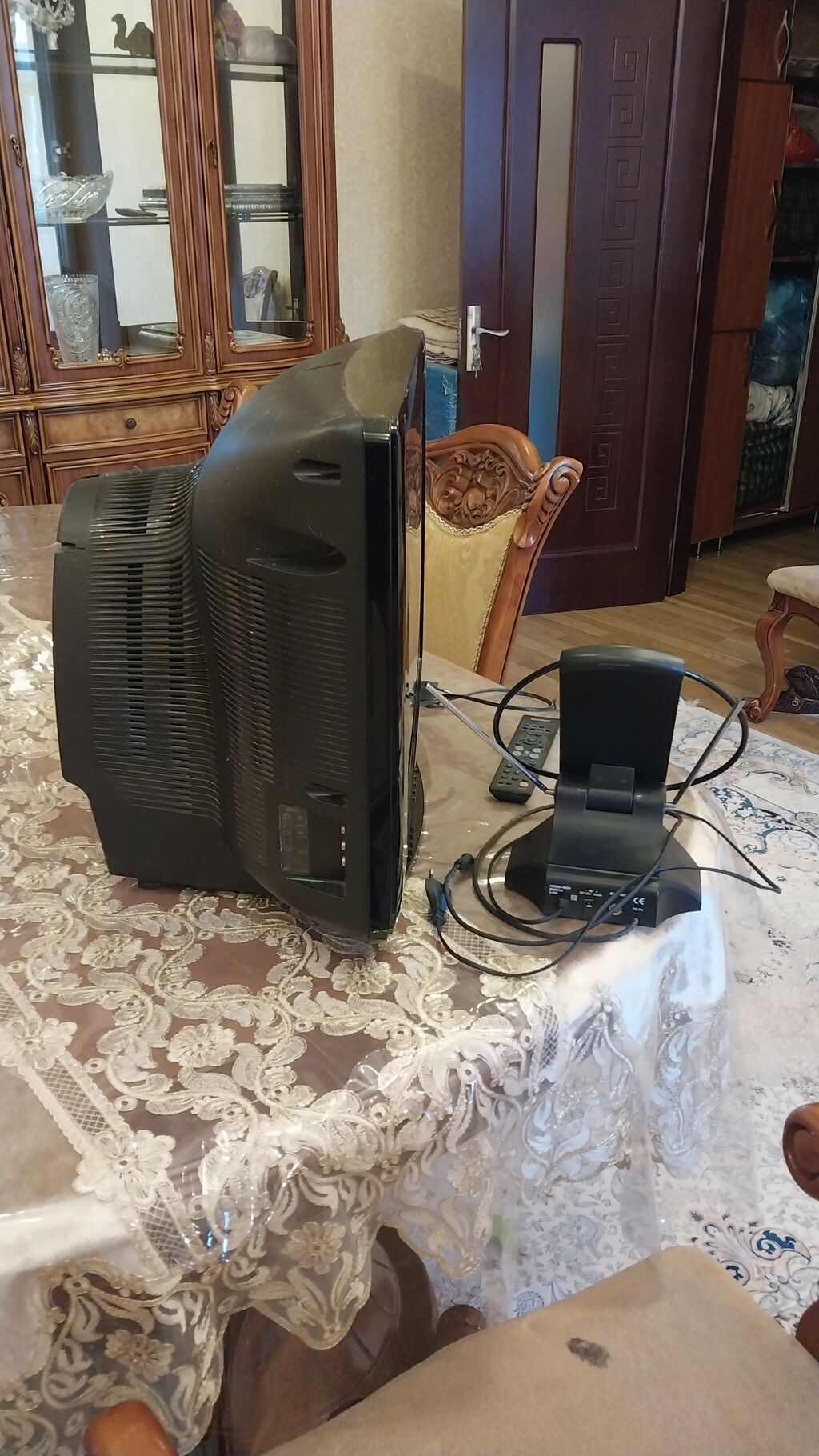 Samsung CRT televizor + Nova otaq antenası dəsti - Brend/model — Televizorlar, Masazır (3)