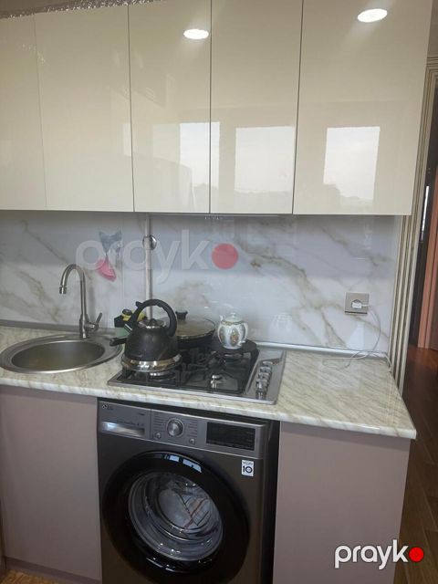 Satılır 3 otaqlı köhnə tikili 81 m²