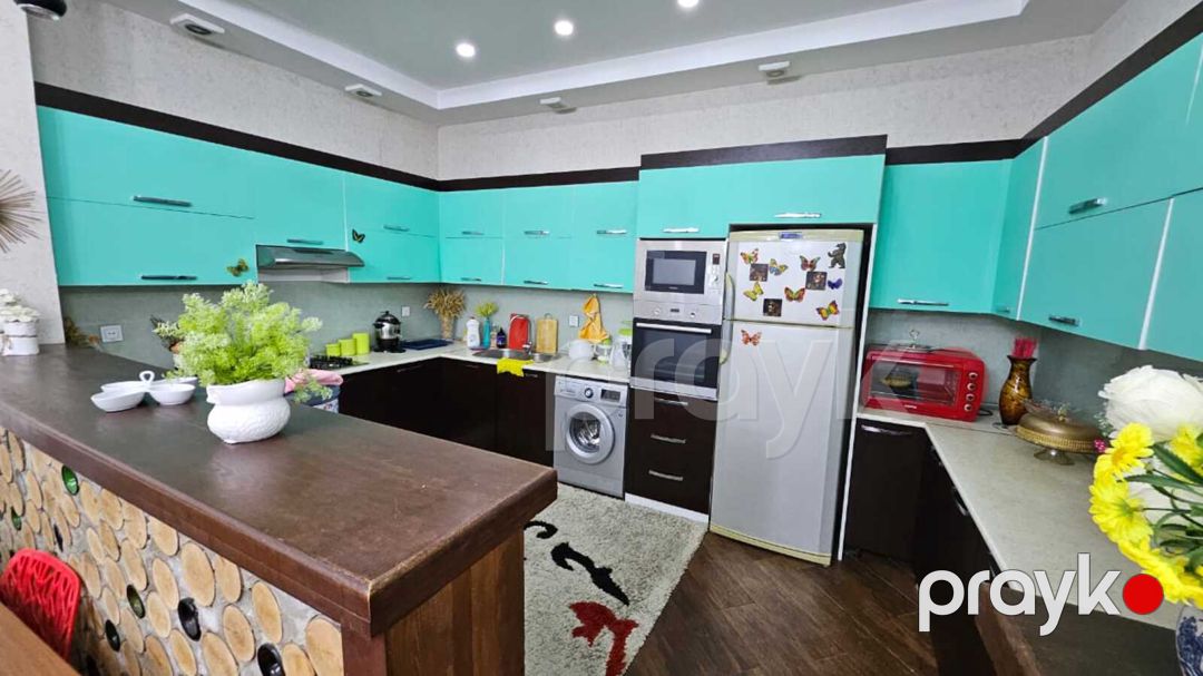 Satılır 4 otaqlı həyət evi/bağ evi 200 m² — Ev, villa, Bakı (10)