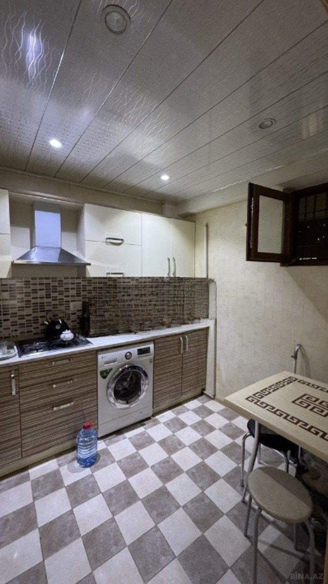 Satılır 2 otaqlı köhnə tikili 51 m² — Mənzil, Bakı (3)