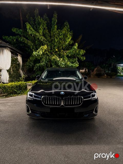 BMW 530e, 2.0 L, 12 kWh, 2022 il, 71 000 km