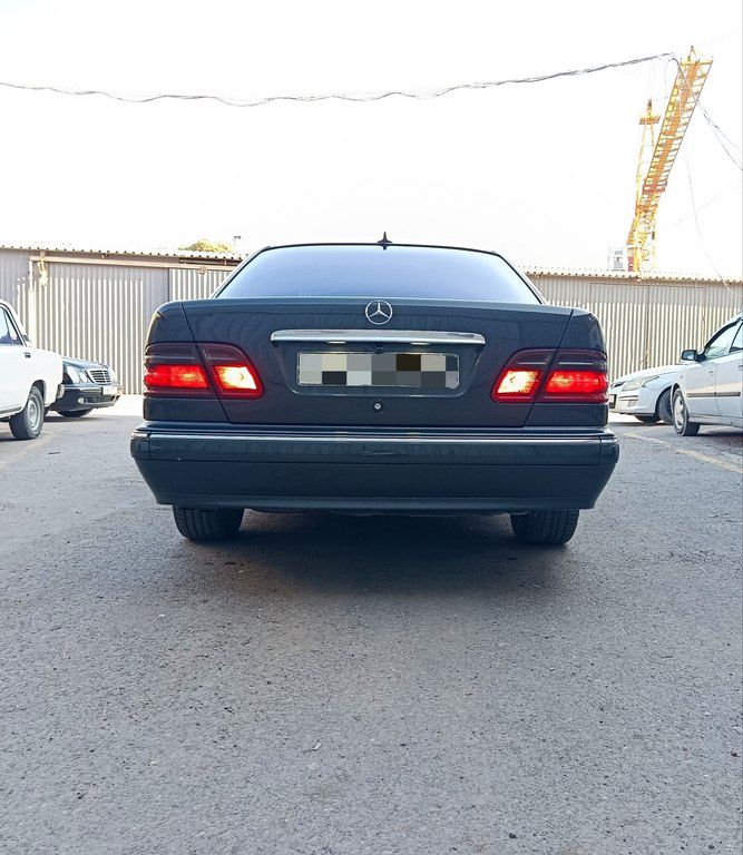 Mercedes E 270, 2.7 L, 1999 il, 406 000 km — Avtomobillər, Bakı (2)