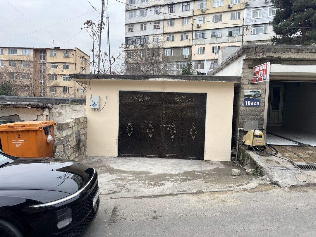 Qaraj, Azadlıq m — Garaj, Bakı (2)