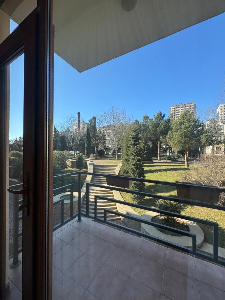Satılır 3 otaqlı yeni tikili 150 m² — Mənzil, Bakı (4)