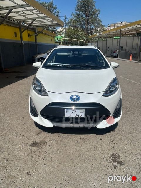 Toyota Aqua, 1.5 L, 0.87 kWh, 2019 il, 200 000 km
